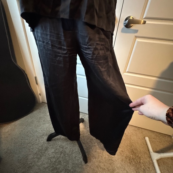 Quince Black Silk Pajamas Set - Picture 2 of 9